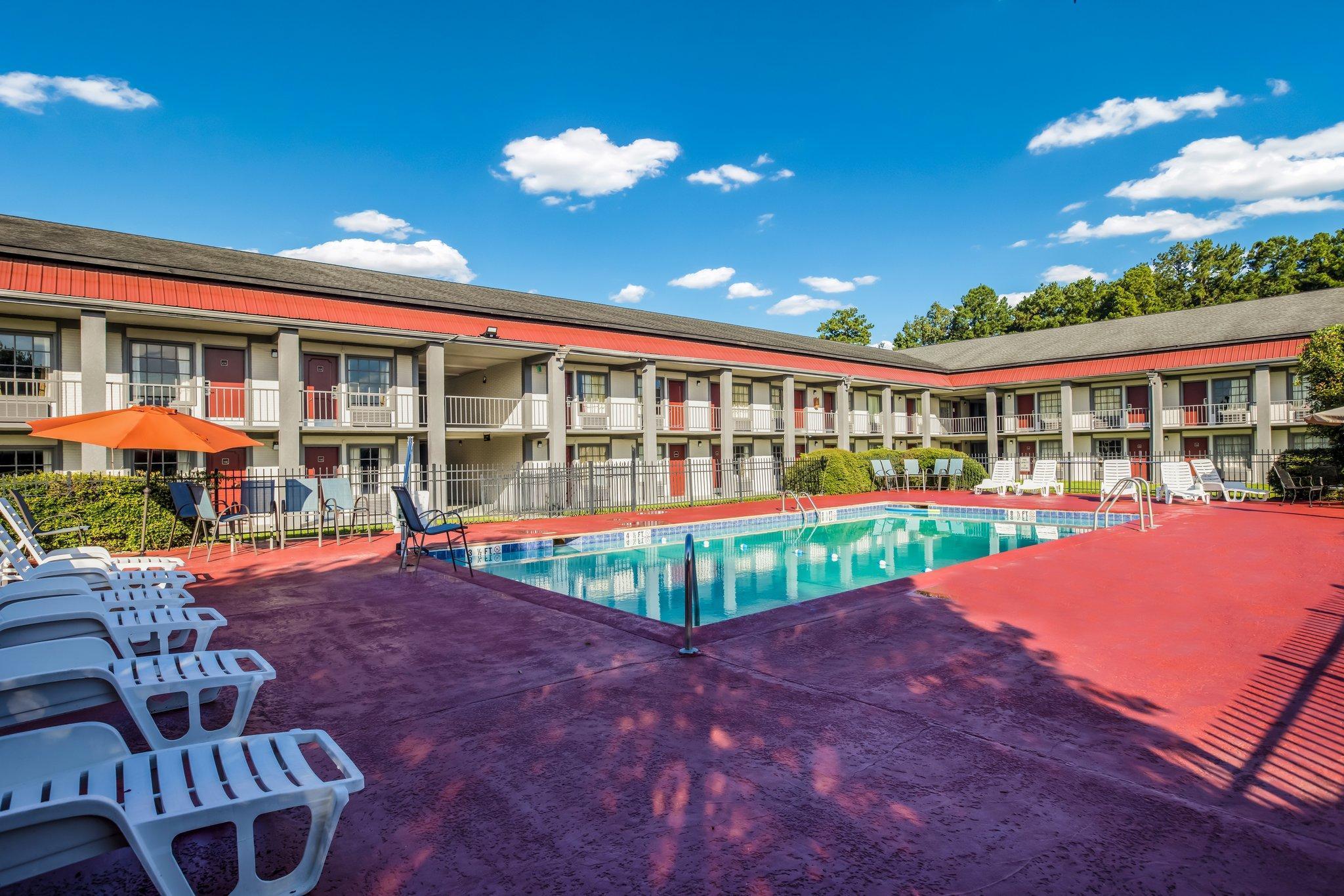 Red Roof Inn Savannah - Richmond Hill I-95 Exterior photo